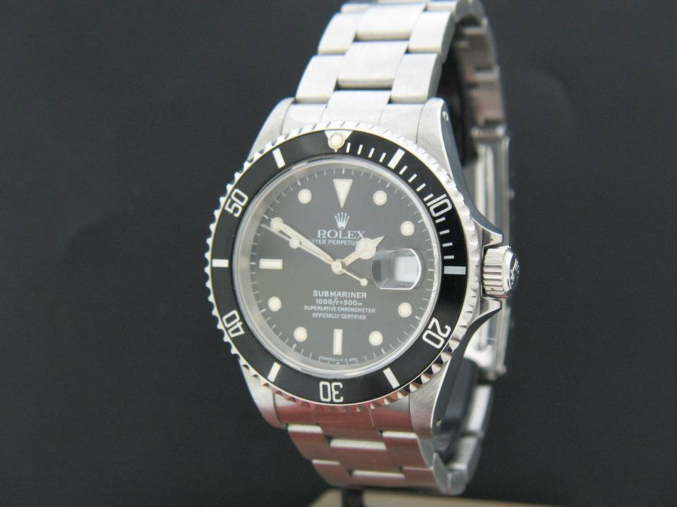 Rolex Oyster Perpetual Submariner Date (1)