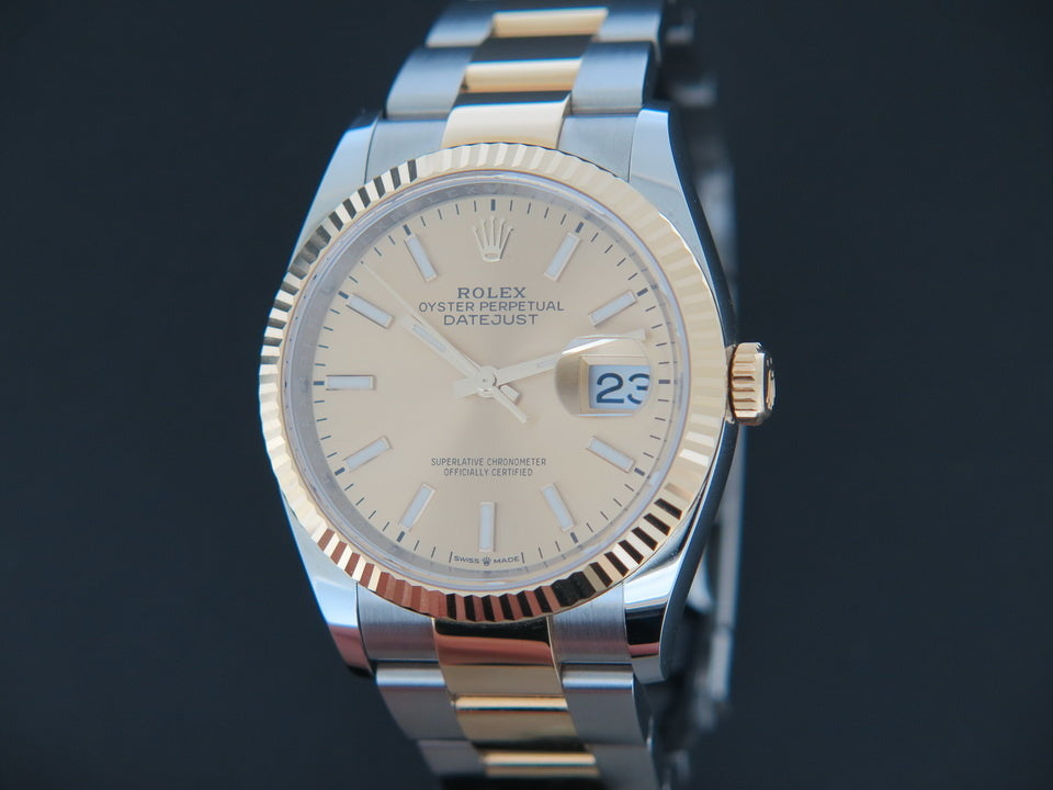 Rolex Datejust Gold/Steel Champagne Dial 126233 (1)