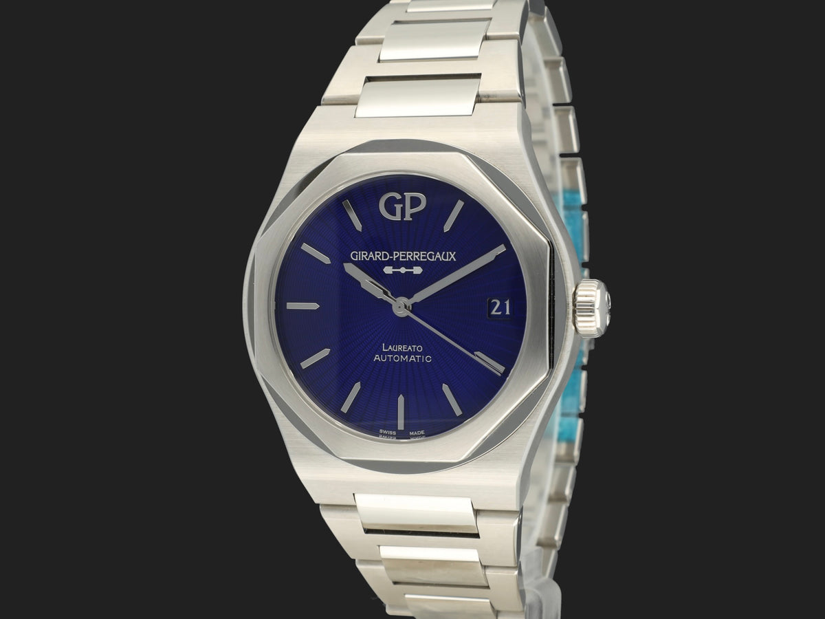 Girard-Perregaux Laureato 42MM Blue Dial Automatic Eternity Edition 81010-11-432-11A NEW (1)