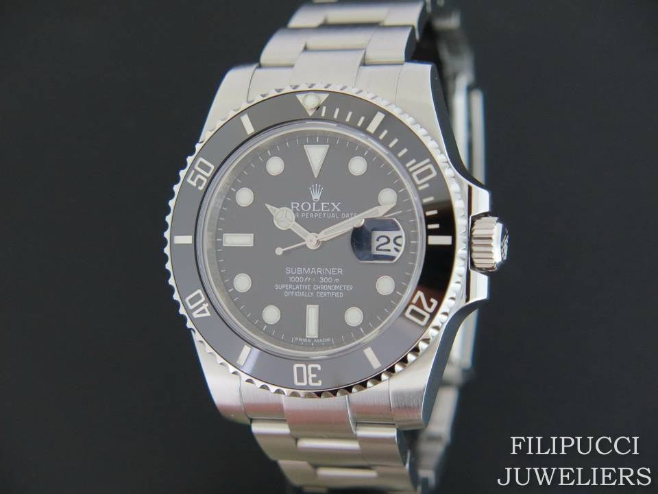 Rolex Submariner Date 116610LN  (1)