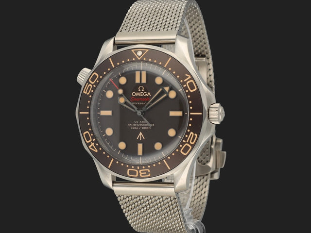 Omega Seamaster Diver 300M 007 Edition