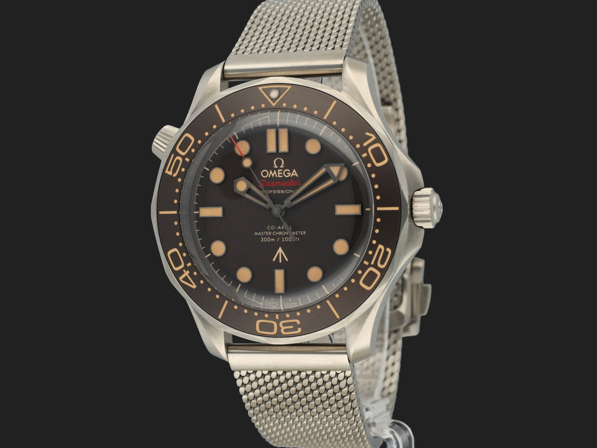 Omega Seamaster Diver 300M 007 Edition 210.90.42.20.01.001 (1)