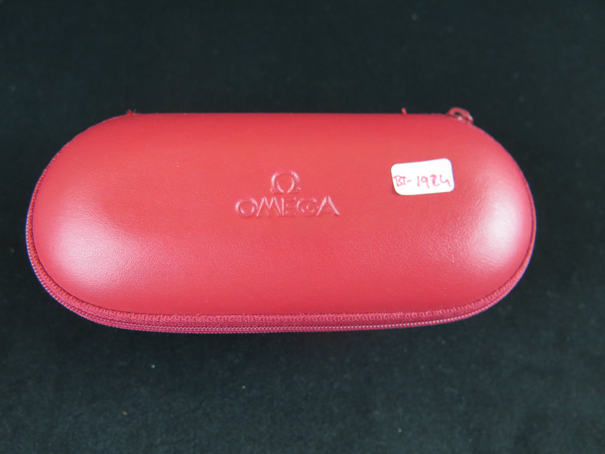 Omega Travel Box   (1)