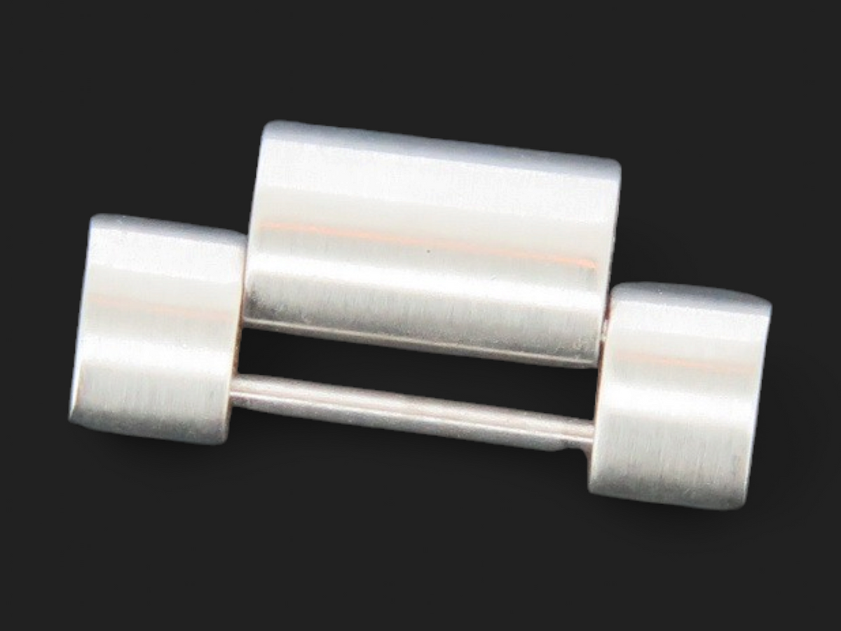 Omega Steel 18MM Link (1)