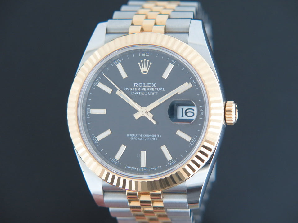 Rolex Datejust 41 Gold/Steel Black Dial 126333 (1)