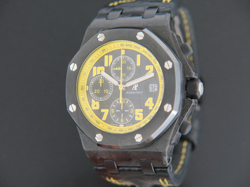 Audemars Piguet Royal Oak Offshore Bumblebee 26176FO.OO.D101CR.02 (1)