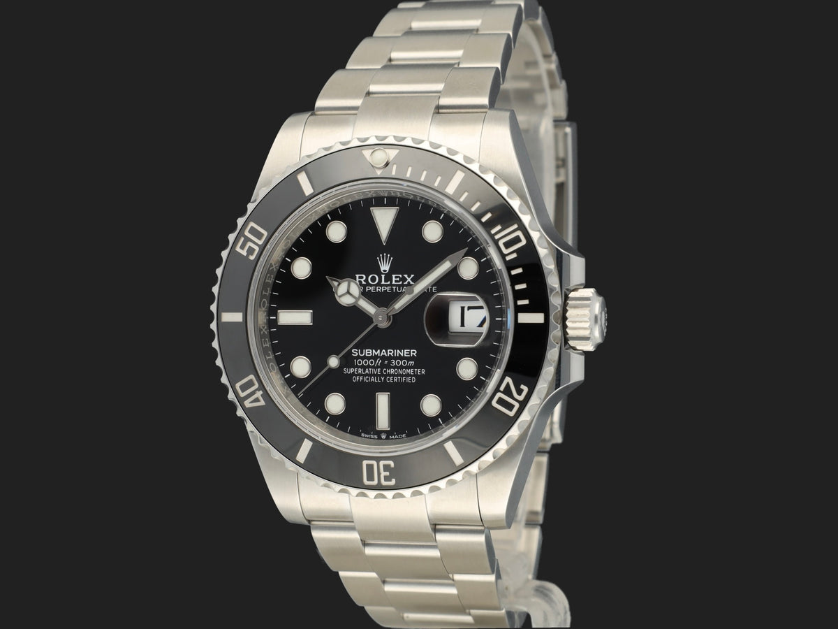 Rolex Submariner Date 126610LN (1)