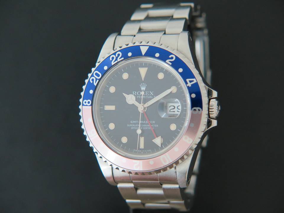 Rolex GMT-Master 16700 Pepsi (1)