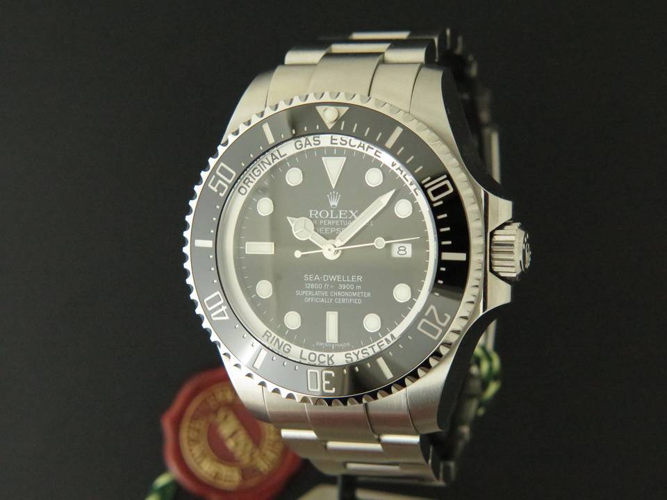 Rolex Oyster Perpetual Deepsea Sea-dweller (1)