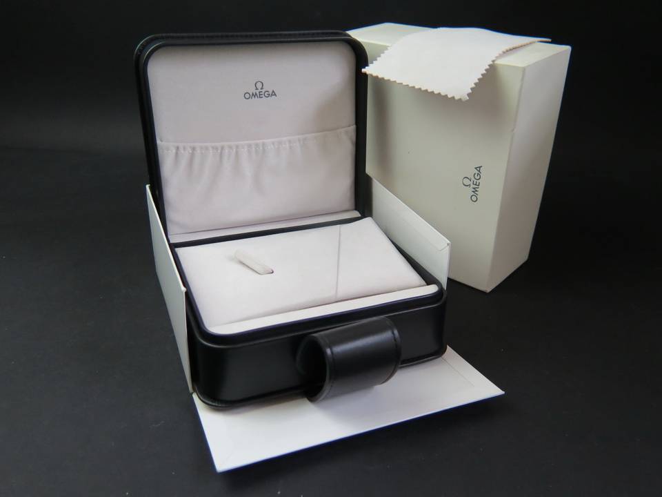 Omega Box (1)