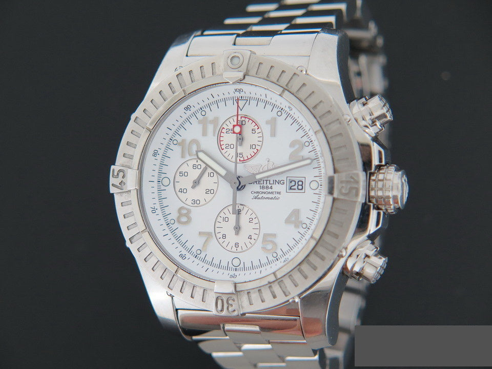 Breitling Super Avenger A13370  (1)