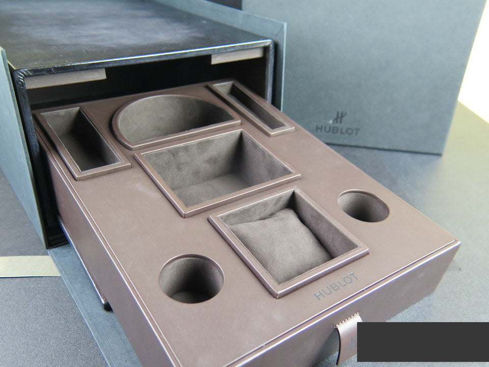 Hublot Box set for "Classic Fusion Berluti" (1)