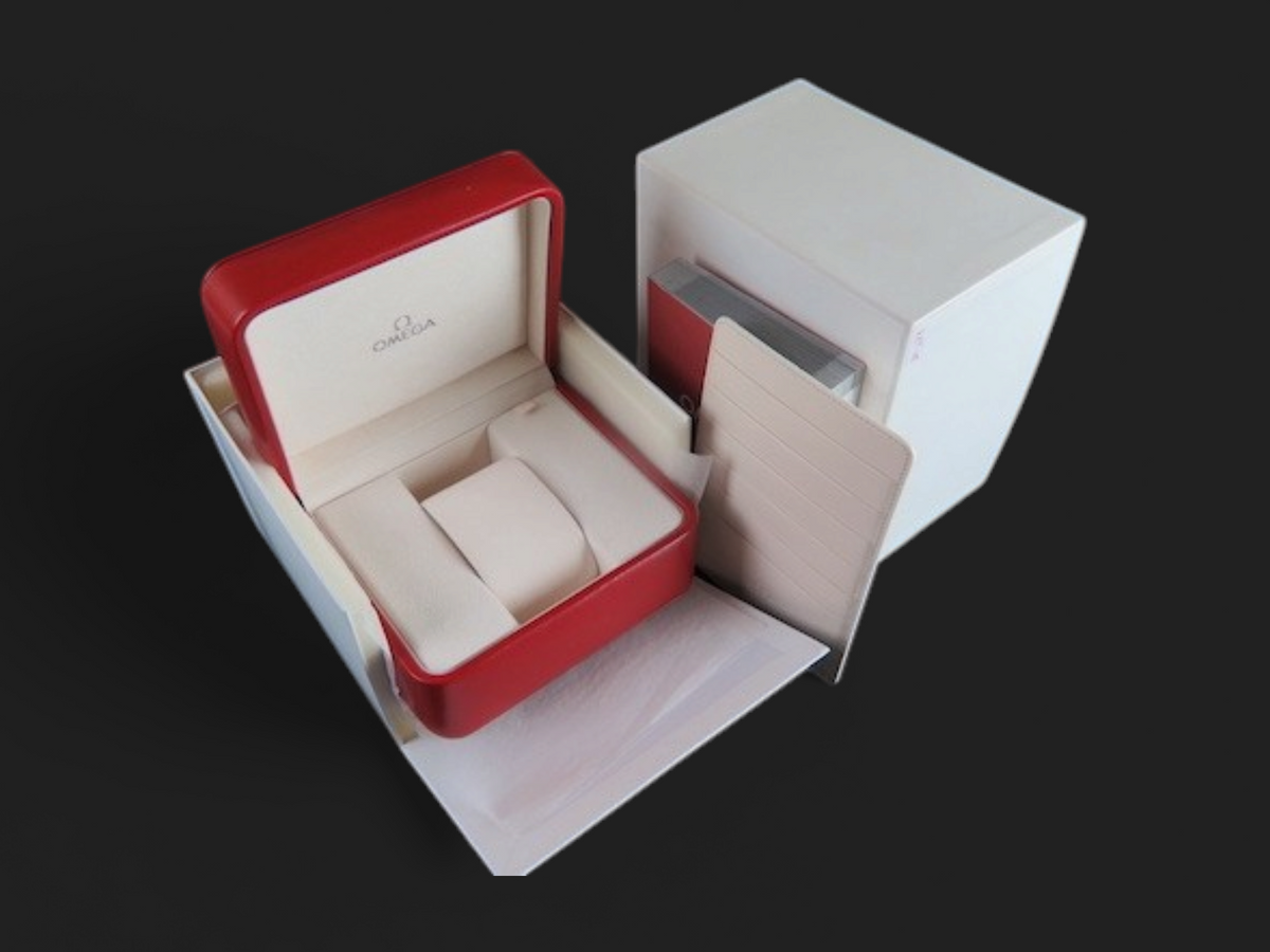 Omega Box Set with Manual and Card Holder (1)