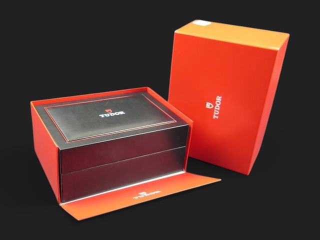 Tudor Box Set ref. 44092.04