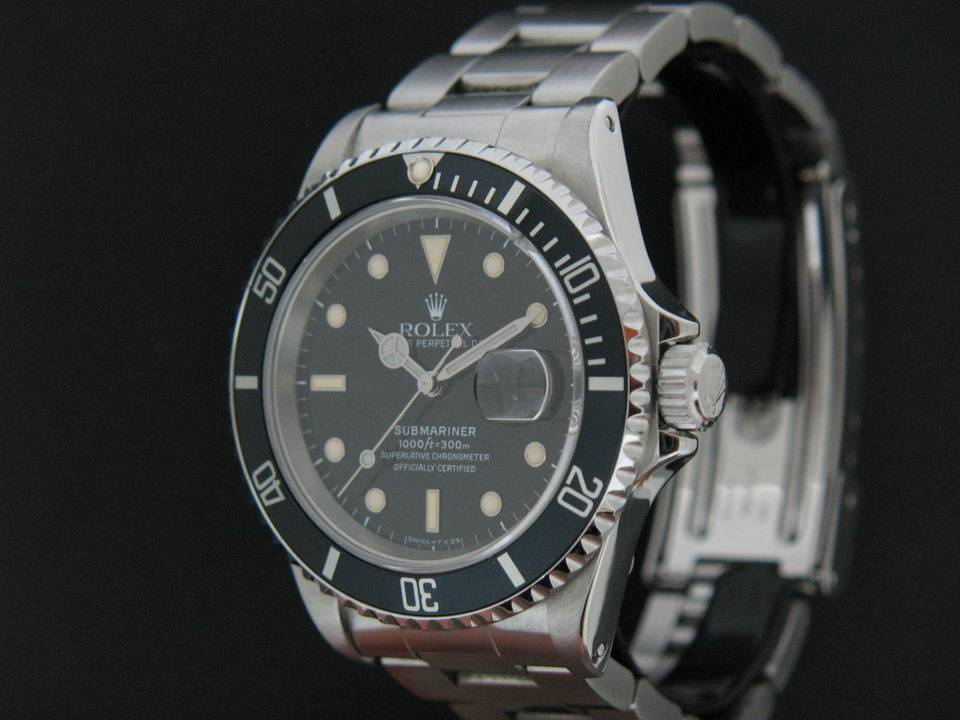 Rolex Oyster Perpetual Submariner Date (1)