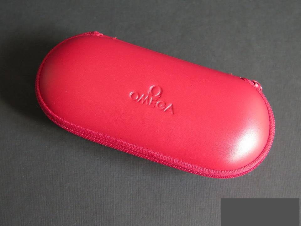 Omega Omega Travel Box (1)