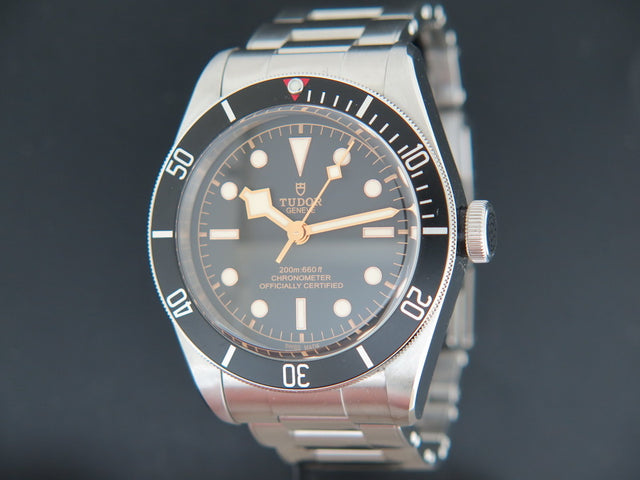 Tudor Heritage Black Bay