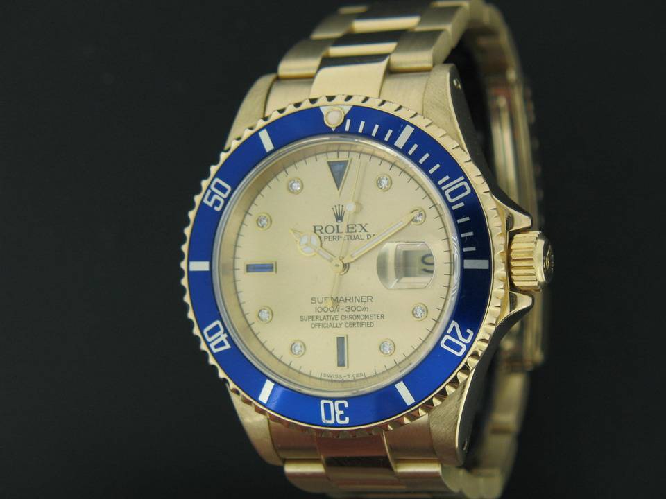 Rolex Oyster Perpetual Submariner Date (1)