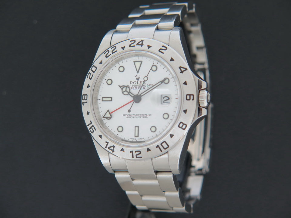 Rolex Explorer II White Dial 16570 M-Serie '3186' (1)