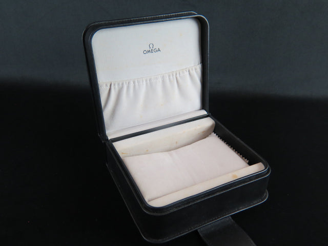 Omega Box