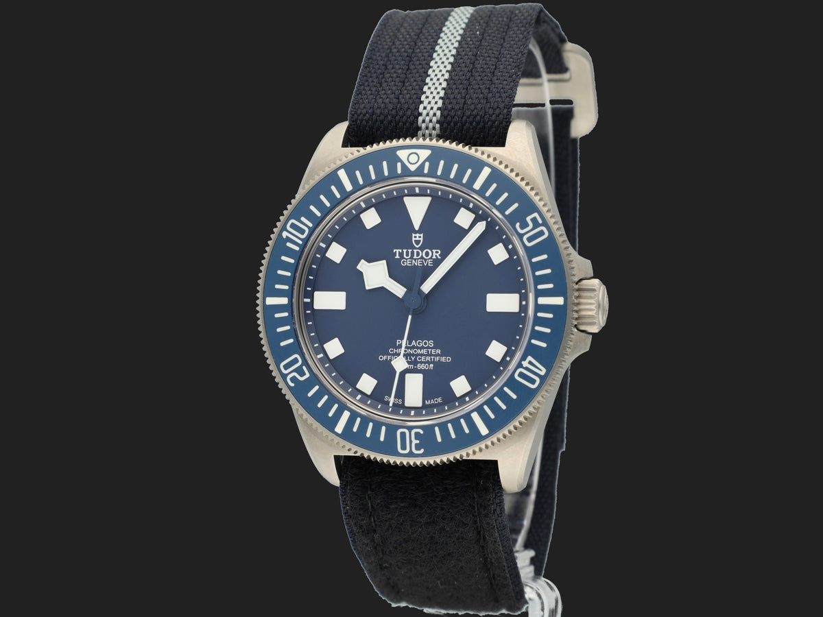 Tudor Pelagos FXD Marine Nationale MN21 25707B/21 (1)