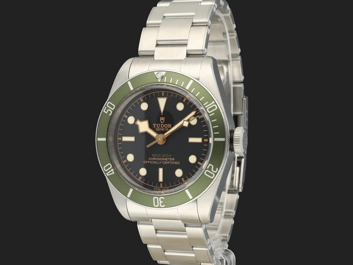 Tudor Heritage Black Bay Harrods 79230G (1)