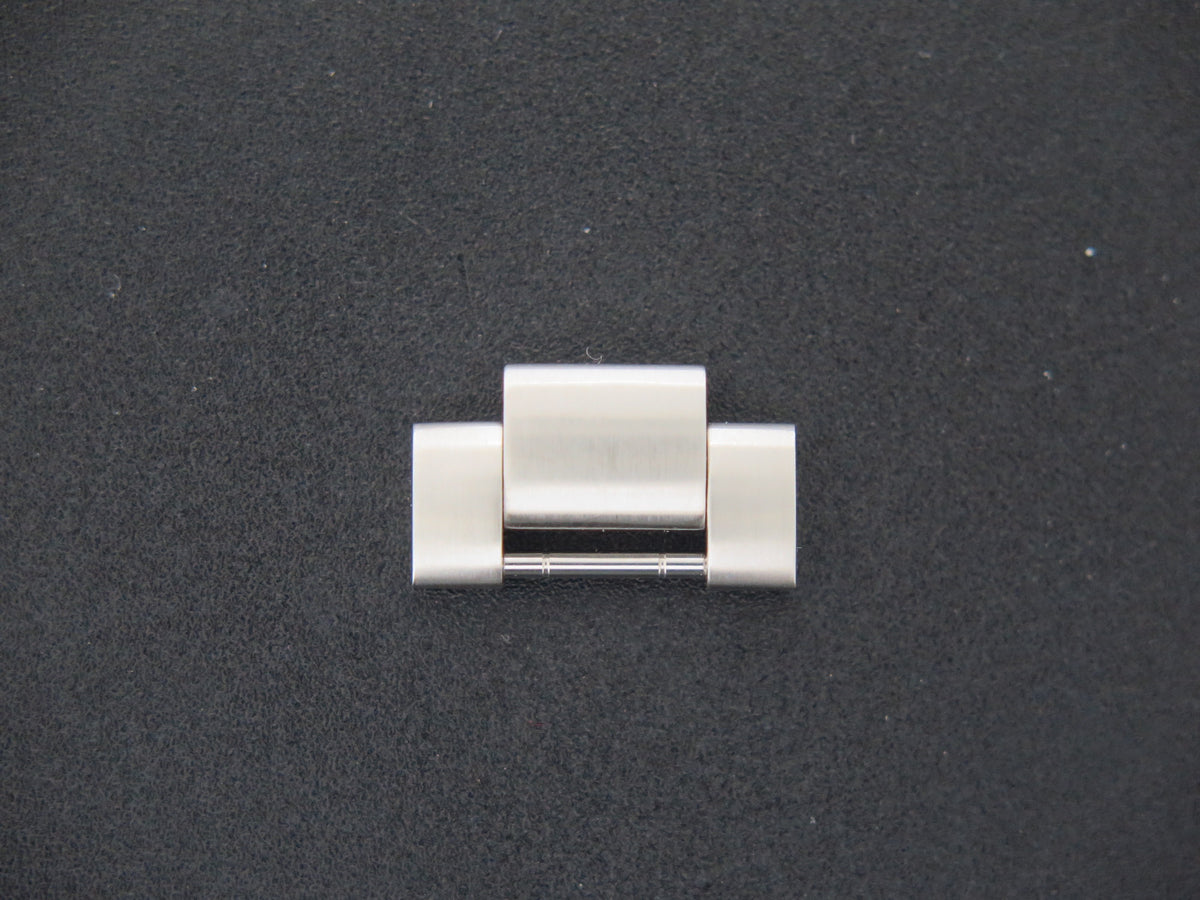 Omega 18MM Steel Link for Planet Ocean (1)