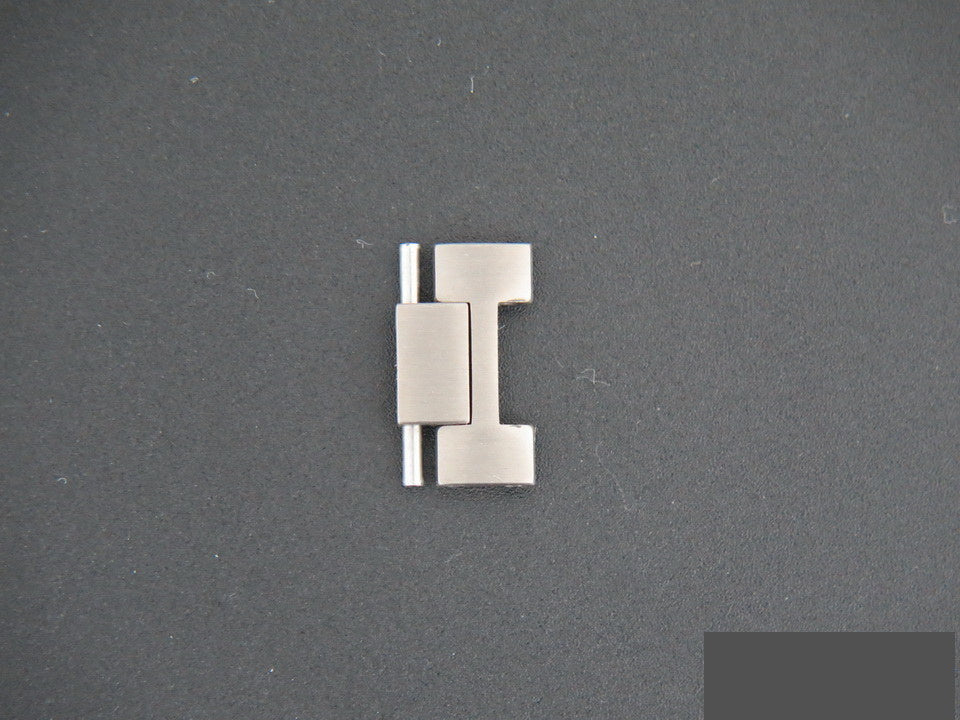 IWC Steel 18 MM Link (1)