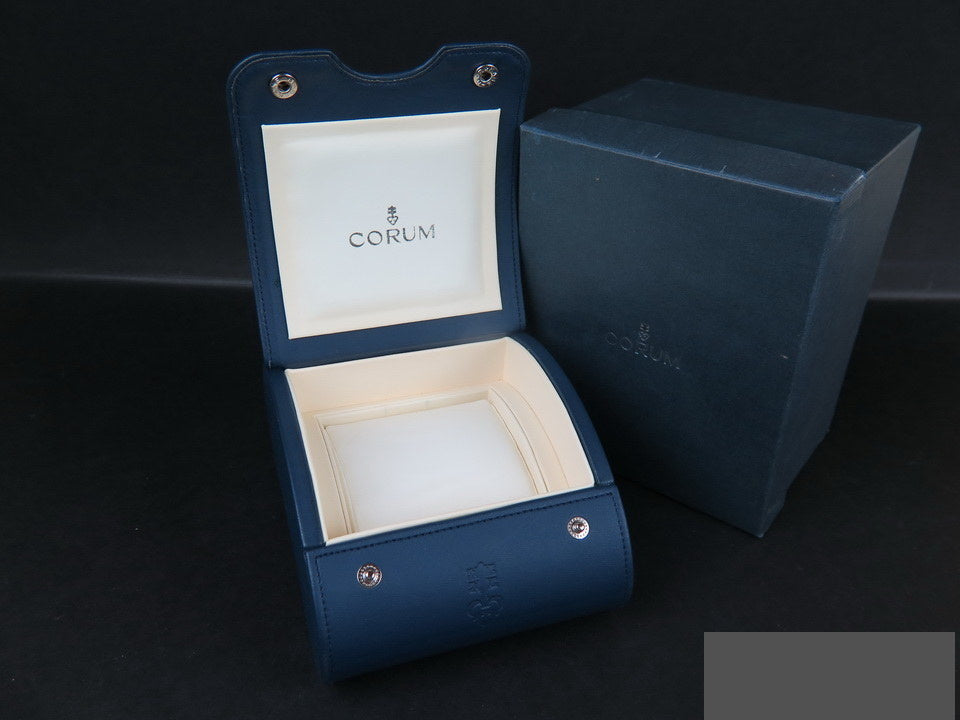 Corum Watch Box (1)
