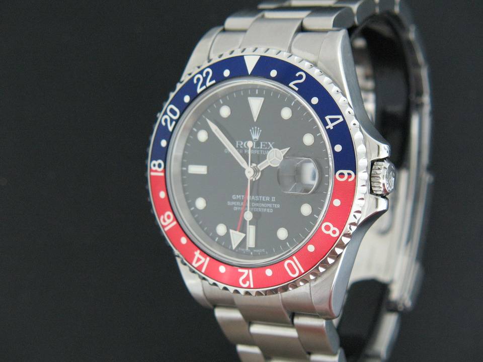 Rolex Oyster Perpetual Date GMT-Master II (1)