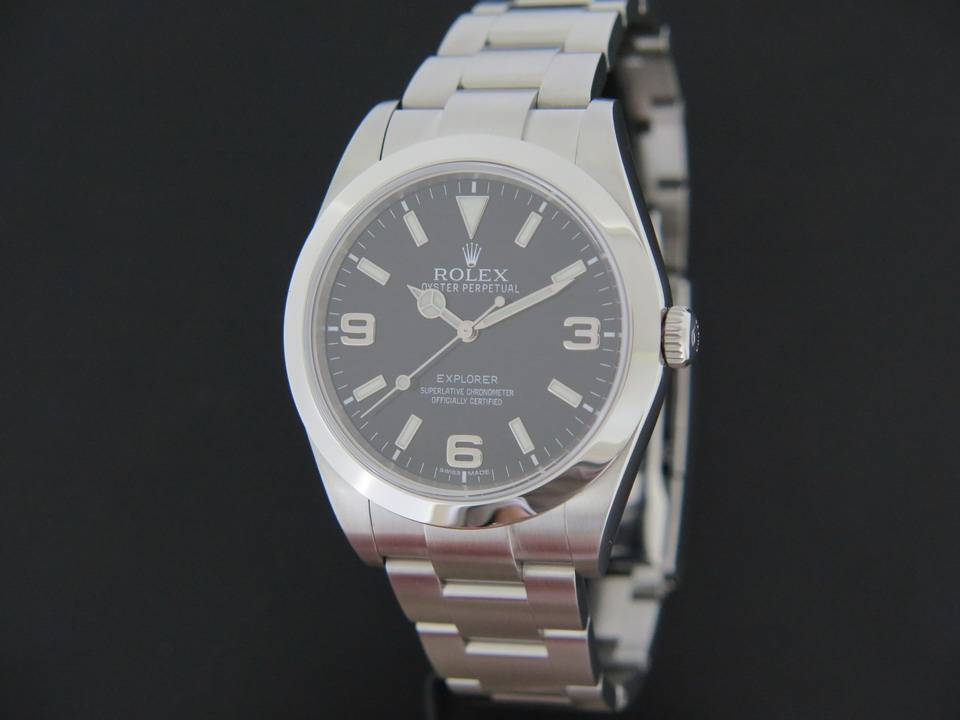 Rolex Explorer 214270 (1)