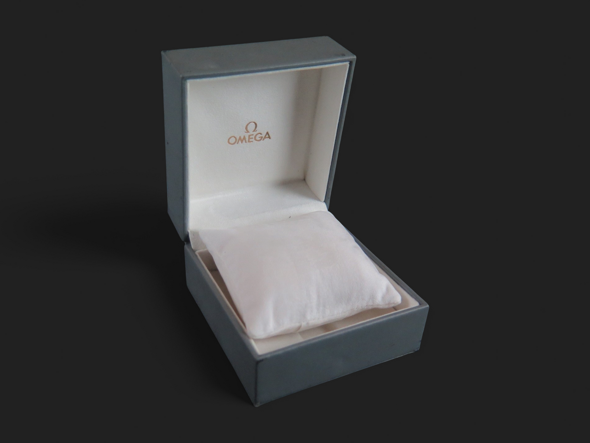 Omega Vintage Box      (1)