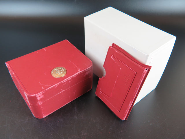 Omega Box Set With Cardholder