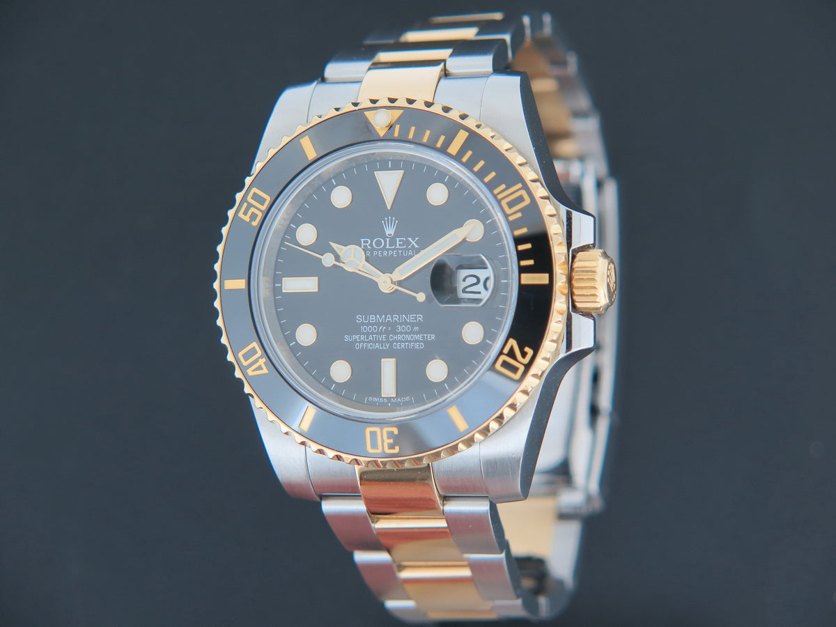 Rolex Submariner Date Gold/Steel 116613LN (1)