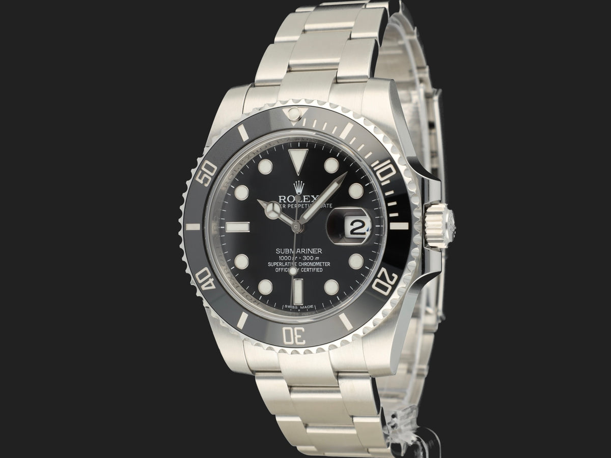 Rolex Submariner Date 116610LN (1)