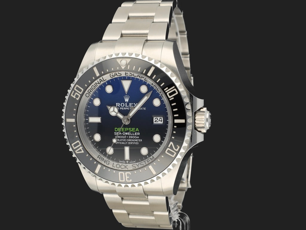 Rolex Sea-Dweller Deepsea D-Blue James Cameron 136660 (1)