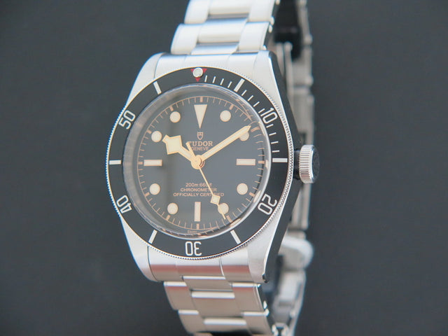 Tudor Heritage Black Bay