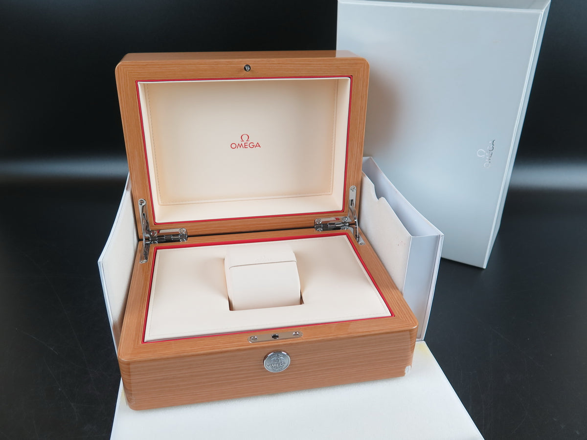 Omega Box Set (1)