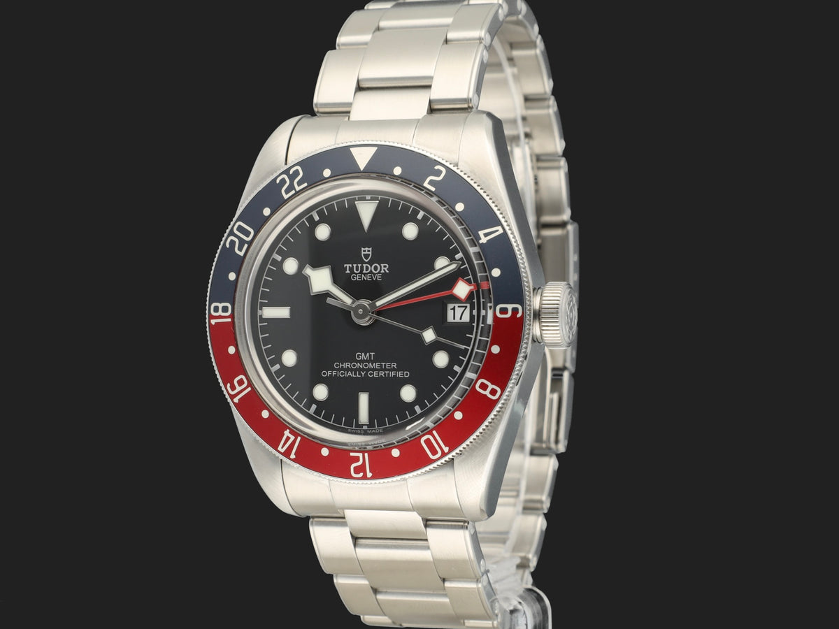 Tudor Black Bay GMT 79830RB  (1)