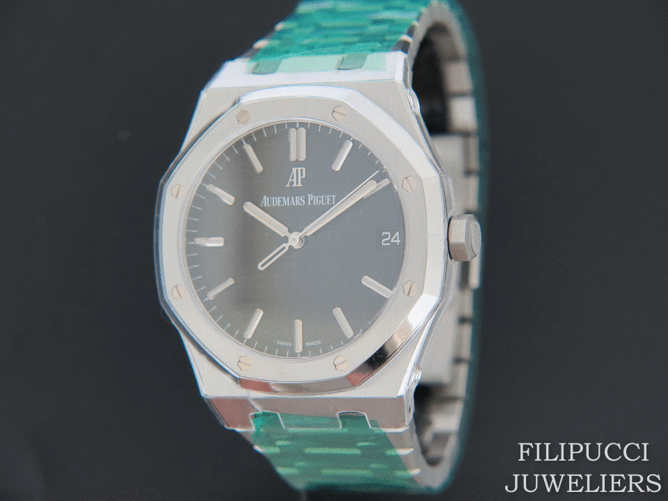 Audemars Piguet Royal Oak Selfwinding 15500ST.OO.1220ST.03 Black Dial NEW (1)