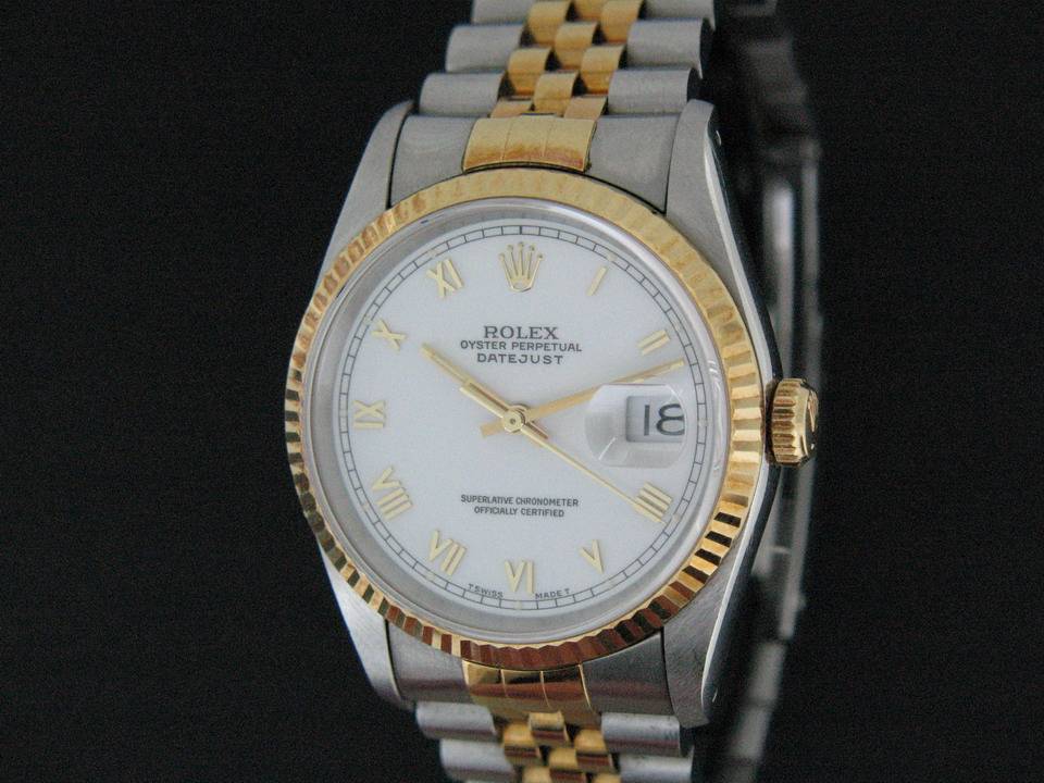 Rolex Oyster Perpetual Datejust (1)