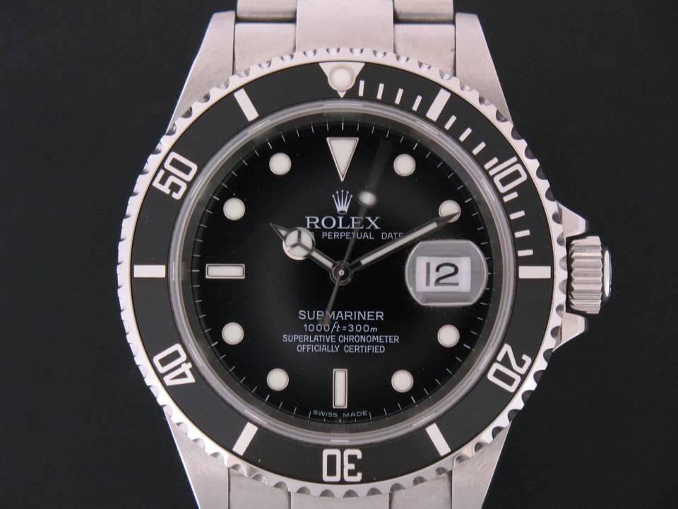 Rolex Oyster Perpetual Submariner Date (1)