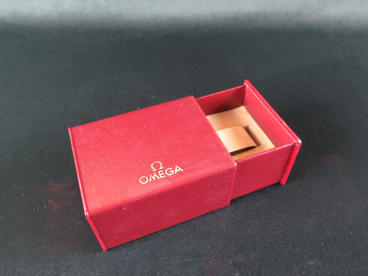 Omega Vintage Box (1)