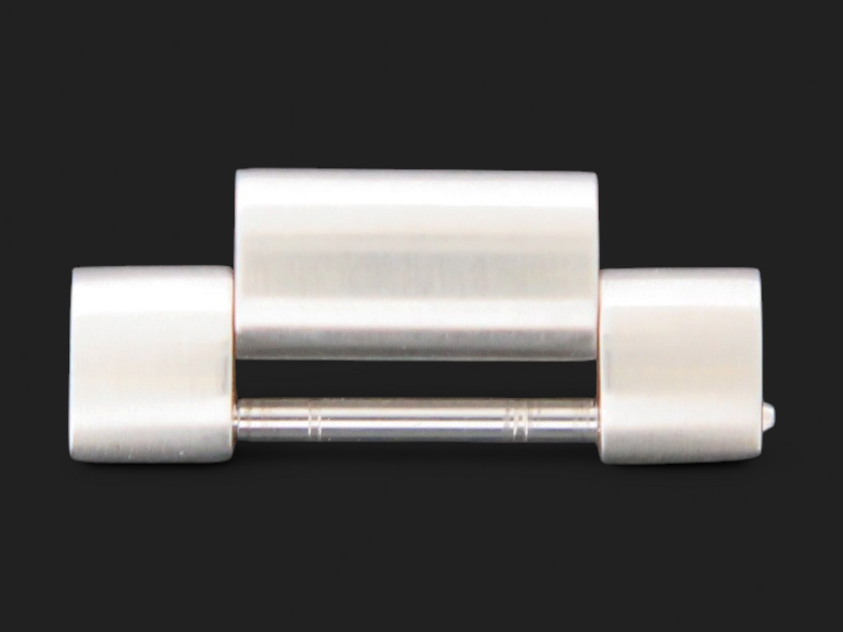 Omega 18MM Steel Link (1)