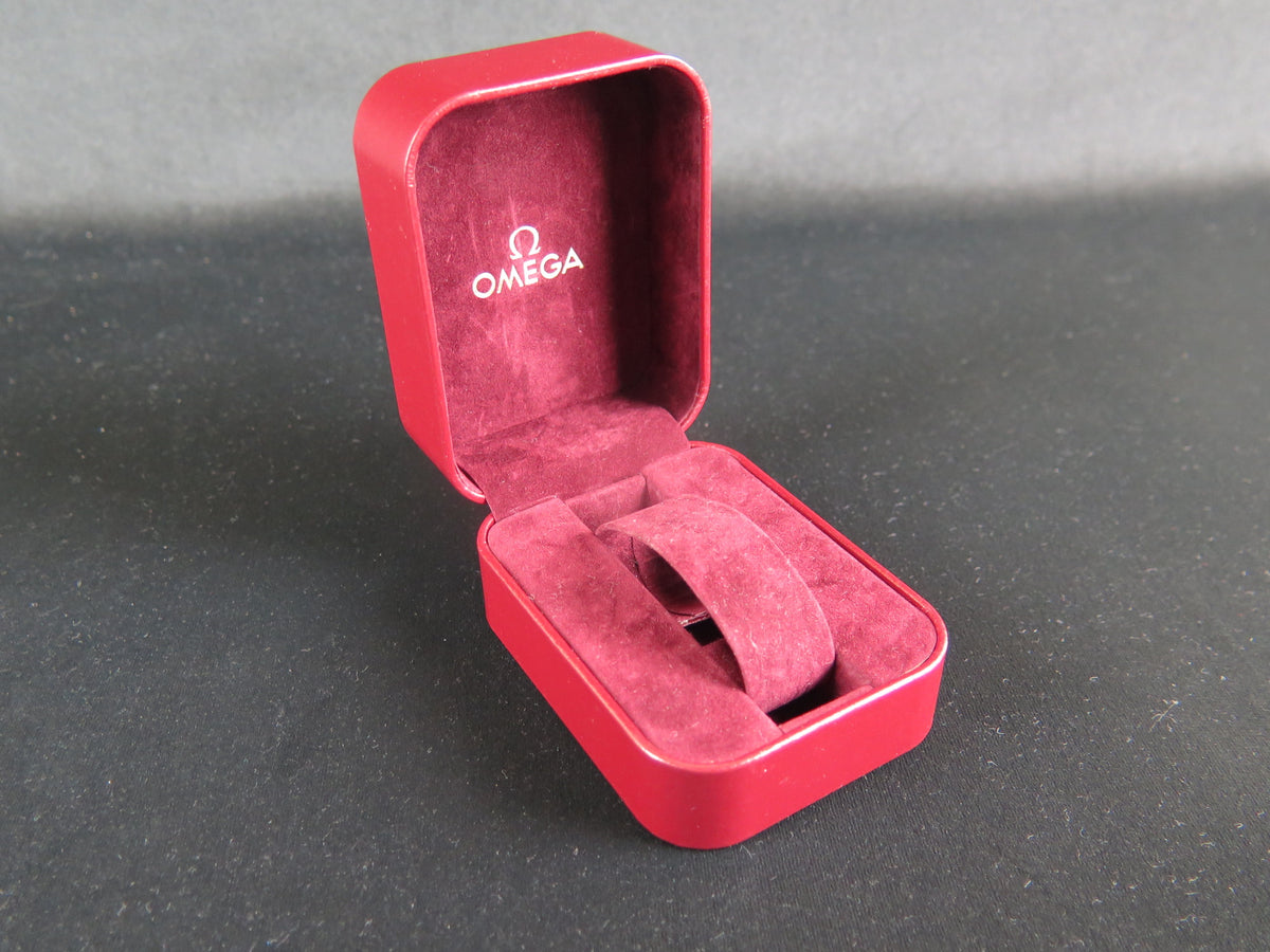 Omega Vintage Box    (1)