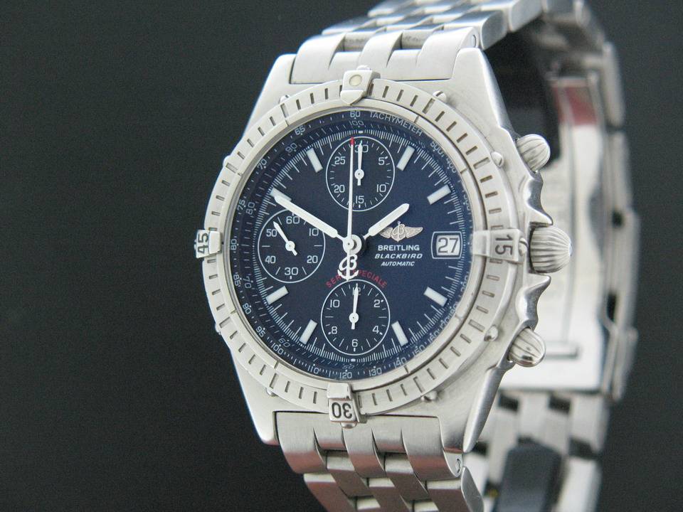 Breitling Chronomat Blackbird (1)