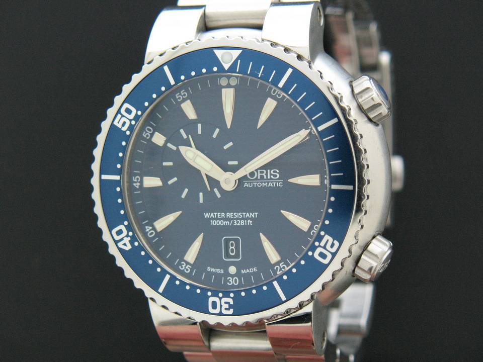 Oris Small Second Date (1)