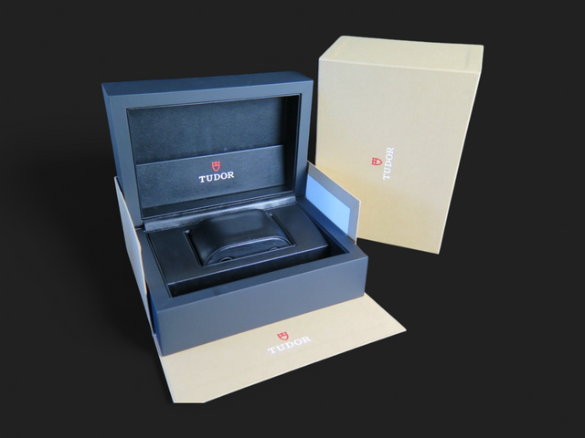 Tudor Box Set ref. 45599.04