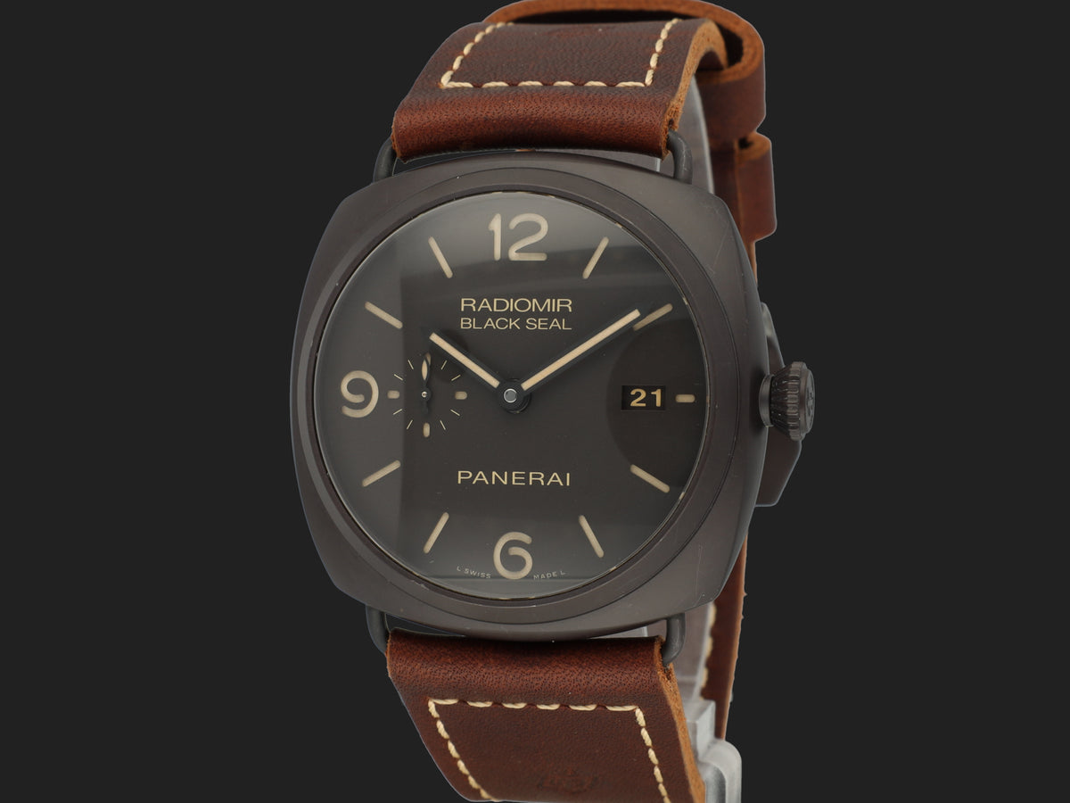 Panerai Radiomir Black Seal Composite 3 Day Power Reserve PAM00505 (1)