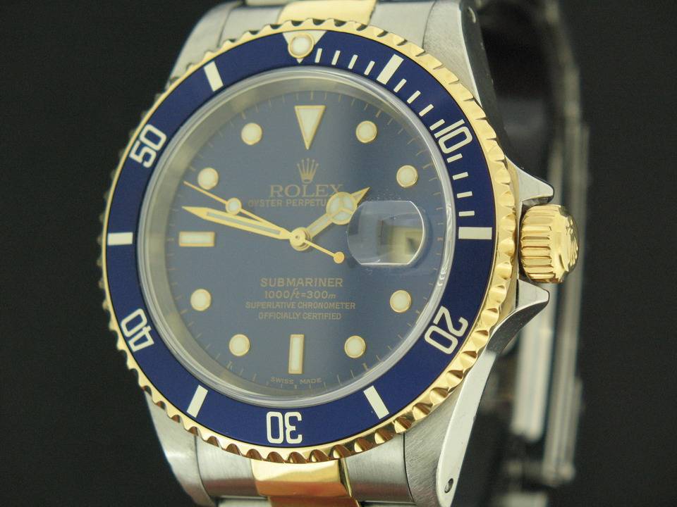 Rolex Oyster Perpetual Submariner Date (1)